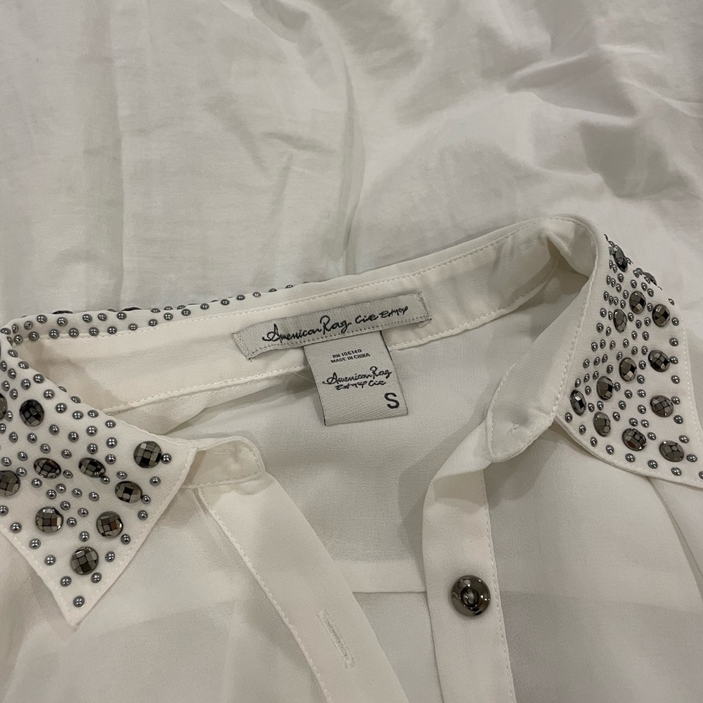 American Rag blouse - Picture 2 of 3